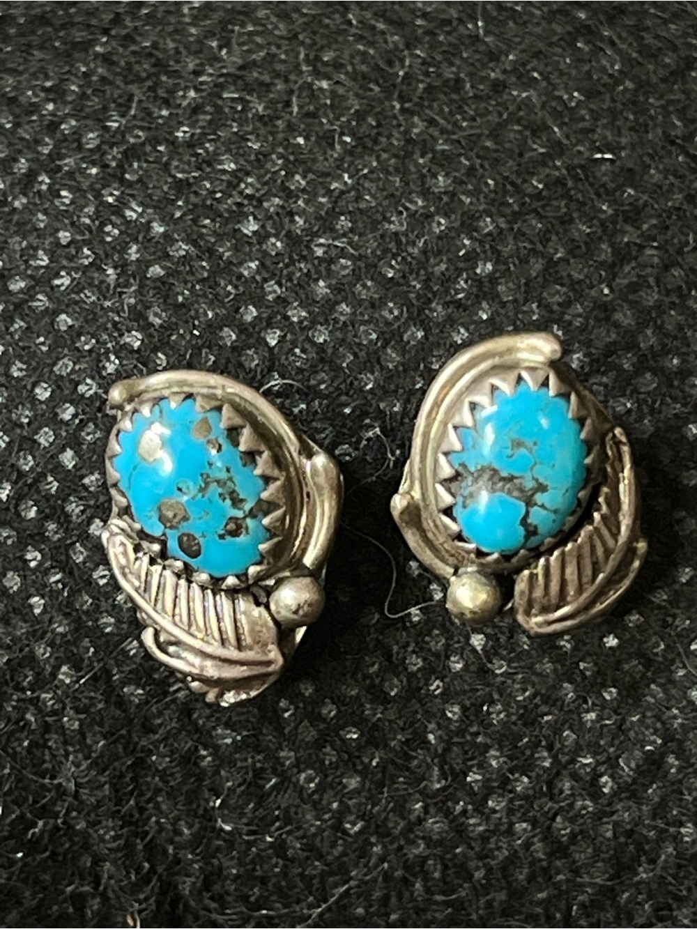 Vintage Navajo Sterling Silver Turquoise Leaf Post Earrings Estate 1752
